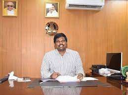 Thiru M.Pradeep Kumar, IAS.,